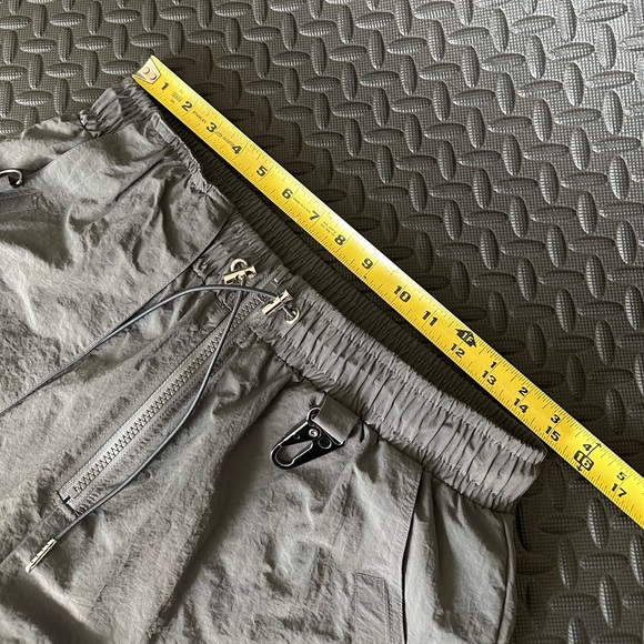 Kody Phillips Nylon Parachute Pants- CHARCOAL Sz Medium Heavy-Weight Nylon - Picture 7 of 8